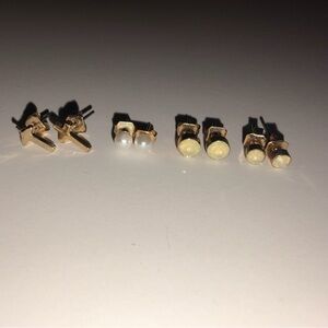 4pk Gold and Pearl Stud Earring Set